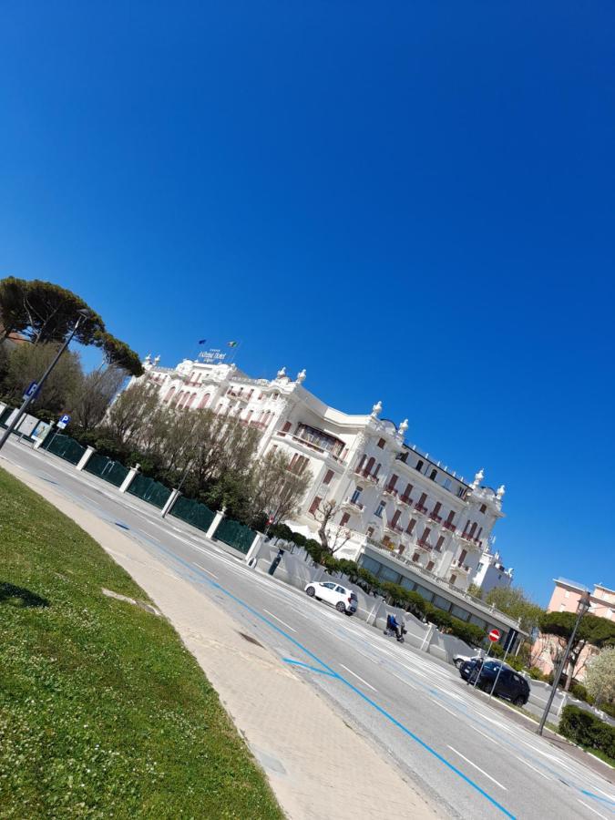 Appartamento Vista Mare Viserbella, Vicissimo Alla Fiera Rimini Exterior foto
