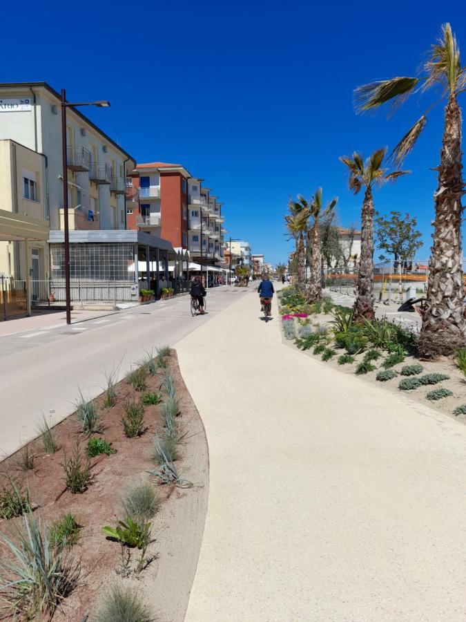 Appartamento Vista Mare Viserbella, Vicissimo Alla Fiera Rimini Exterior foto
